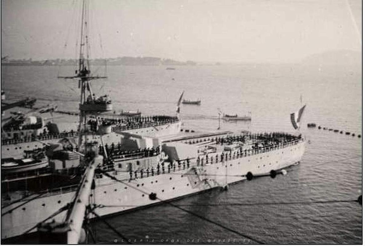 CD eh- 68- MEK- Cuirasse Provence 1937.jpg